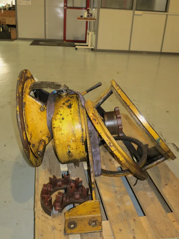 Image 3 of 4 - Twin Disc - C111 E3-RG3
