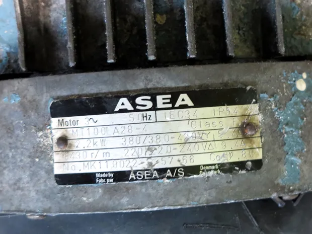 Image 3 of 4 - Johnson Pump - F8B 5000-VF