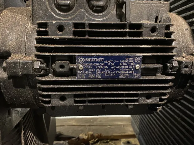 Image 2 of 6 - Oiltech - LAC-033-4-B-50-S50-0-0