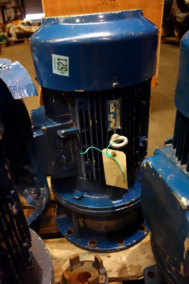 Image 1 of 3 - Johnson Teknik - 7AA160L 04