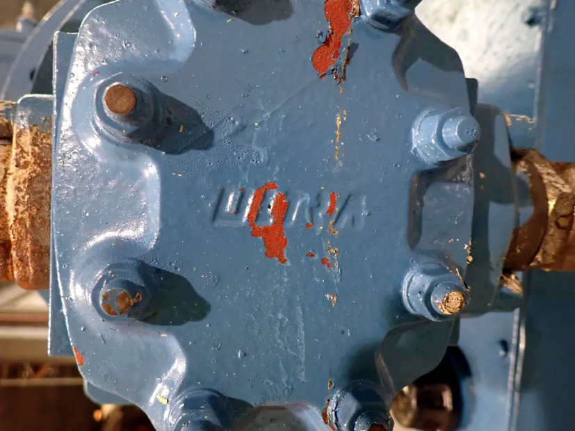 Image 5 of 7 - HS284