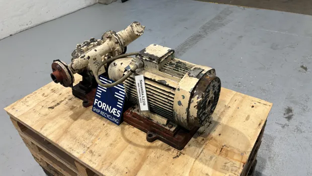 Image 8 of 11 - Kracht