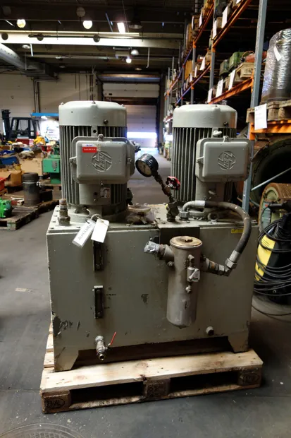 Image 1 of 3 - HS185