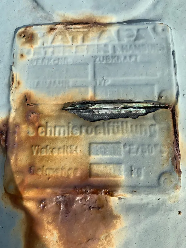 Image 7 of 8 - Anchor winch double