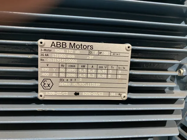 Image 3 of 3 - ABB - M2AA 132 SB