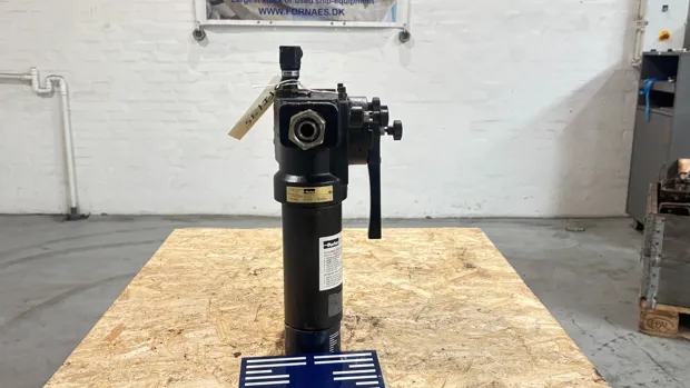 Image 4 of 10 - Parker - 22PD220QBT1KG161