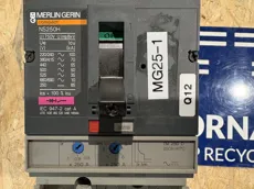 Merlin Gerin	 -  Compact
