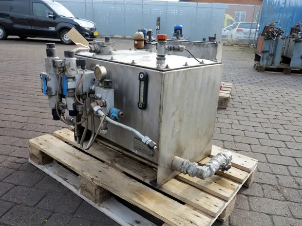 Image 3 of 4 - HS267