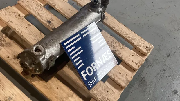 Image 3 of 4 - Bowman - EC140