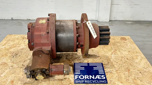 Image 3 of 9 - David Brown - 690108663