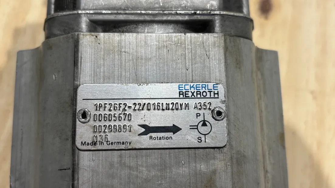 Image 8 of 8 - HP1000