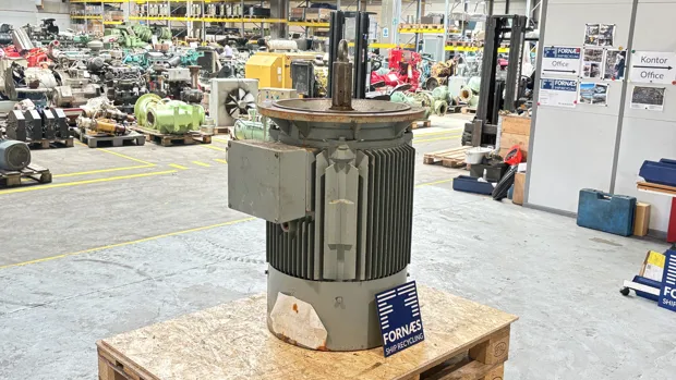 Image 5 of 8 - Früec technische ausrüstung  - FMC 250 M-4/HE