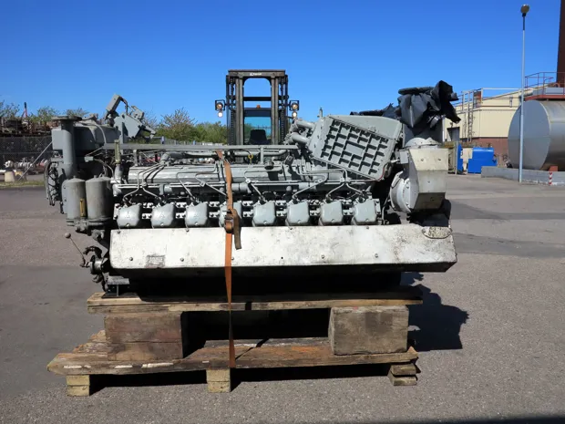 Image 1 of 6 - Deutz - SBA 16M 816