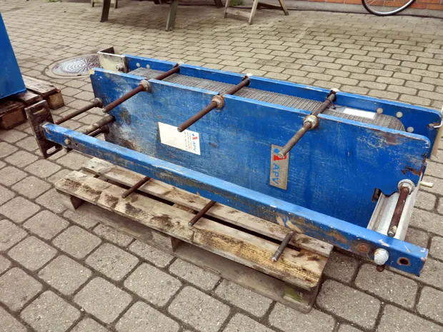 Image 1 of 4 - APV - N35