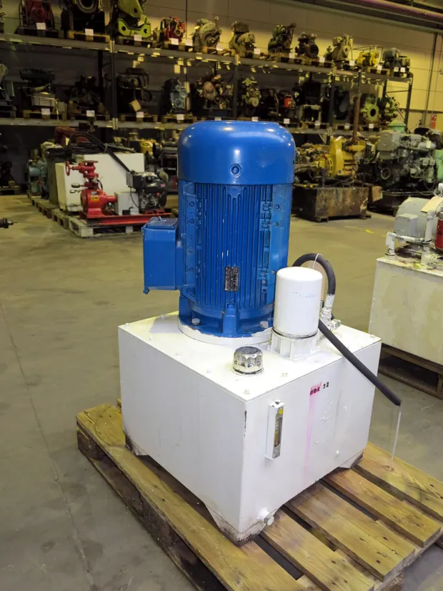 Image 1 of 3 - HS230