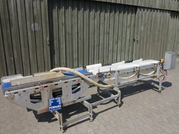 Image 1 of 4 - Marel M3210. ser. A166302. Conveyor