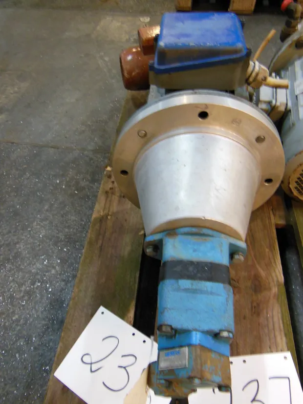 Image 2 of 4 - HP237