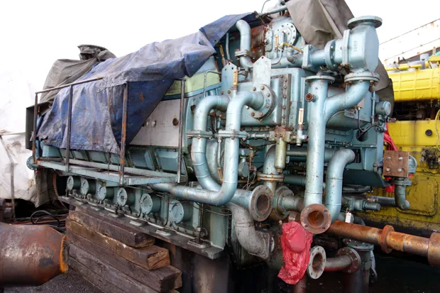 Image 1 of 7 - Alpha - 12U 28L-VO