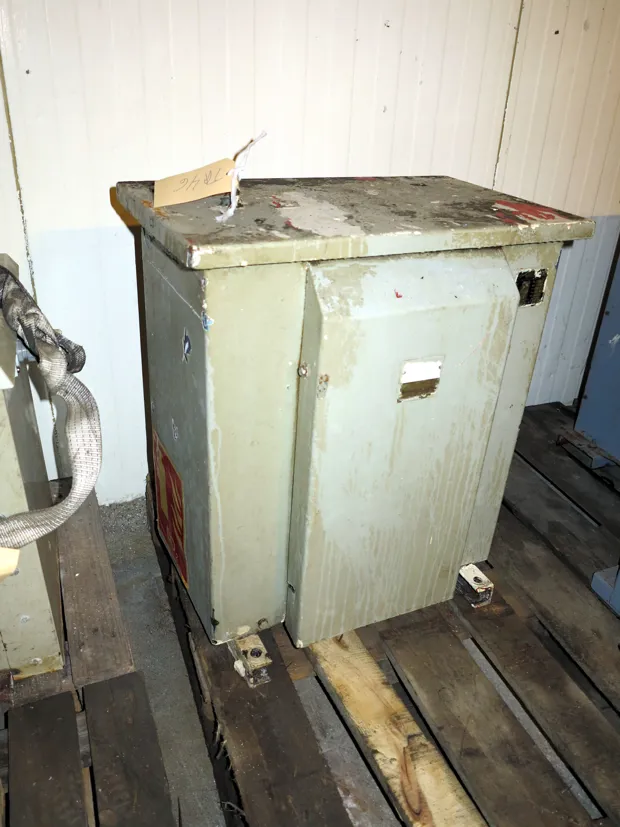 Image 1 of 2 - Møre / MT - LT 1135 K