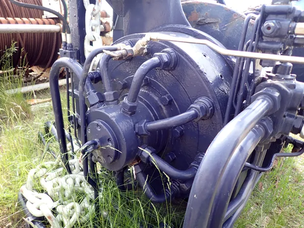 Image 3 of 4 - Trawl winch