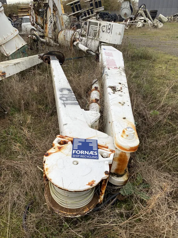 Image 2 of 9 - TMP - No plate