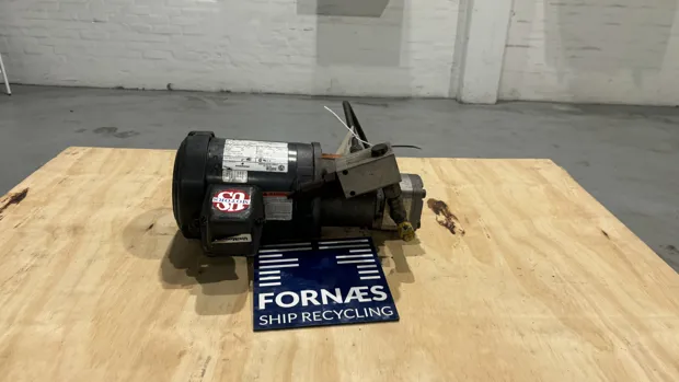 Image 1 of 9 - HP1002