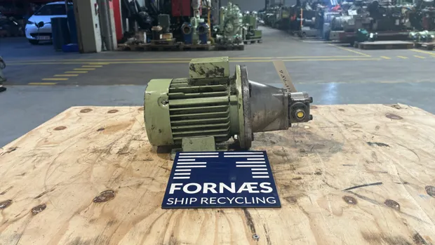 Image 5 of 9 - HP986