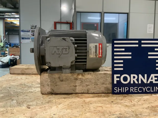 Image 3 of 7 - ATB - NF 80/2A-11