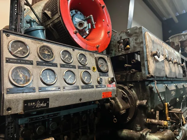 Image 11 of 11 - Alpha - 5T 23L - KVO