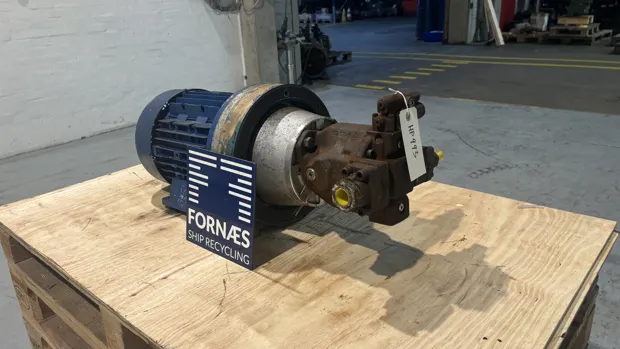 Image 7 of 9 - HP993