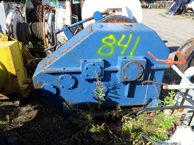 Image 3 of 3 - Anchor winch