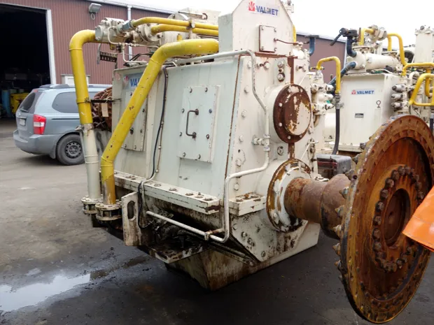 Image 2 of 4 - Valmet - M1 HBC-915-P500 PORT