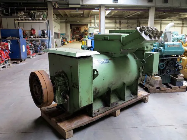 Image 2 of 3 - AVK - DSG 74L 1-4 Year 1996