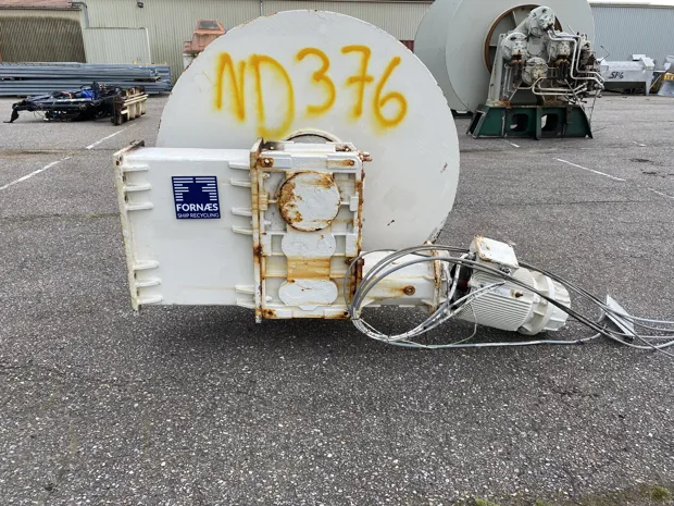 Image 2 of 6 - ND376