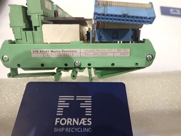 Image 2 of 2 - Lyngsoe Marine  - DEM 401 .