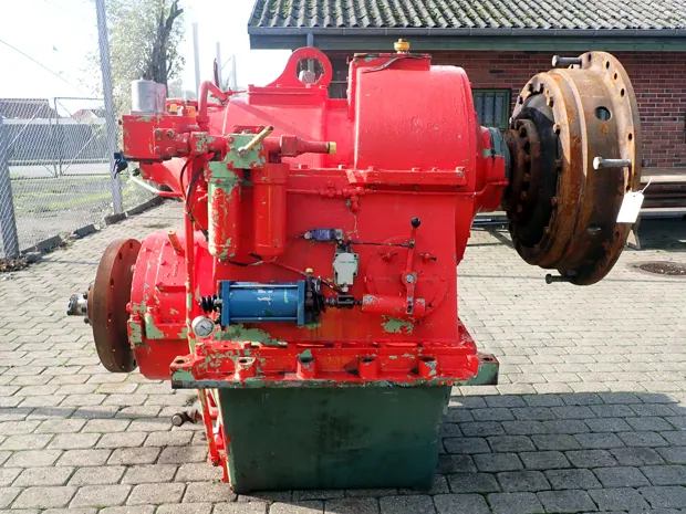 Image 4 of 6 - Ulstein - 600 AGSC