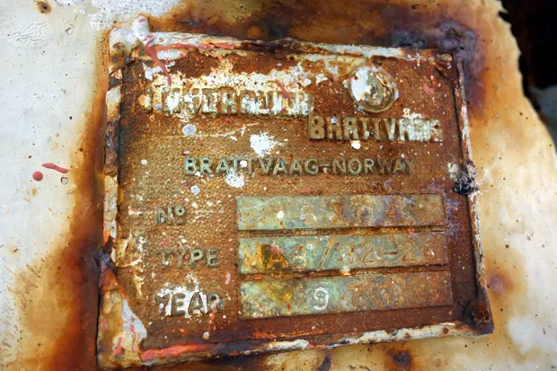 Image 3 of 4 - Trawl winch