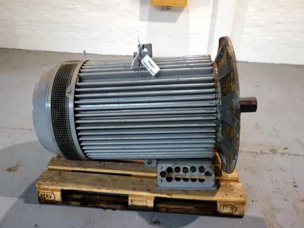 Image 1 of 4 - ABB - M2FA 315MB 4 V1