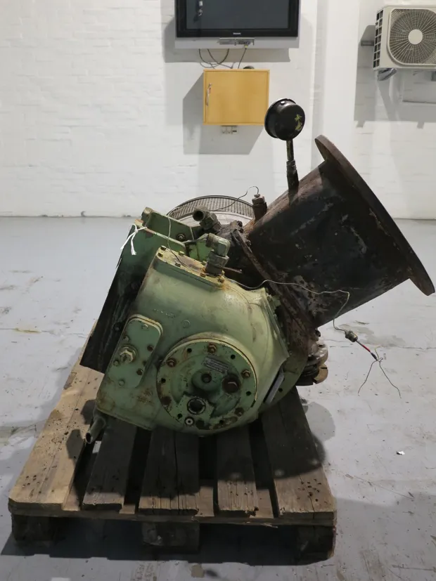 Image 4 of 5 - Brown Boveri - VTR 250M