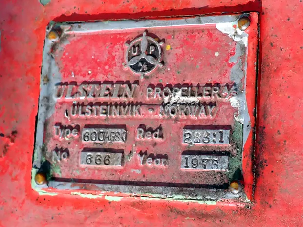 Image 6 of 6 - Ulstein - 600 AGSC