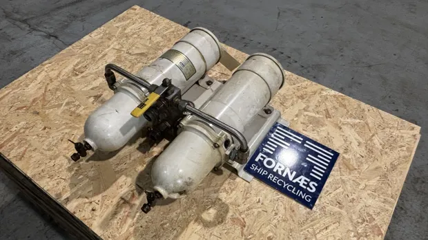 Image 3 of 7 - Parker Racor - 751000MAX