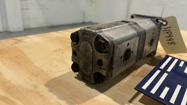 Image 3 of 9 - HP998