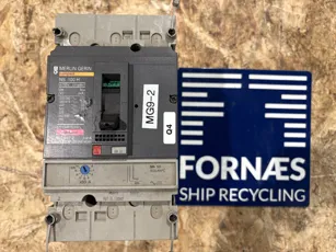 Merlin Gerin - Compact