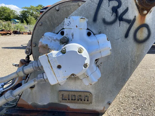 Image 6 of 7 - Sounder winch