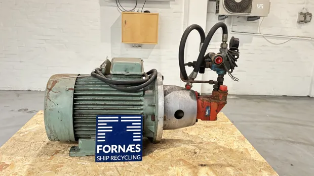 Image 4 of 8 - HP172