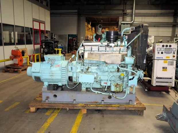 Image 1 of 4 - Lister