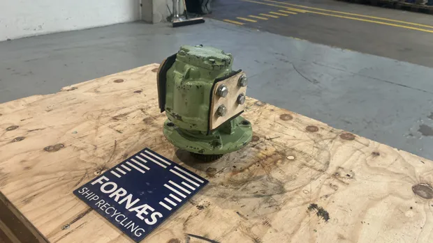 Image 6 of 8 - Kracht - KF4/150G20B P0B 7DP2/196