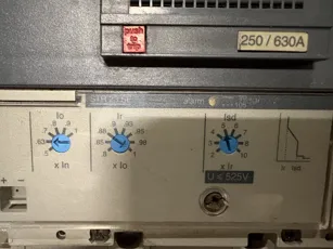 Merlin Gerin - NS630N