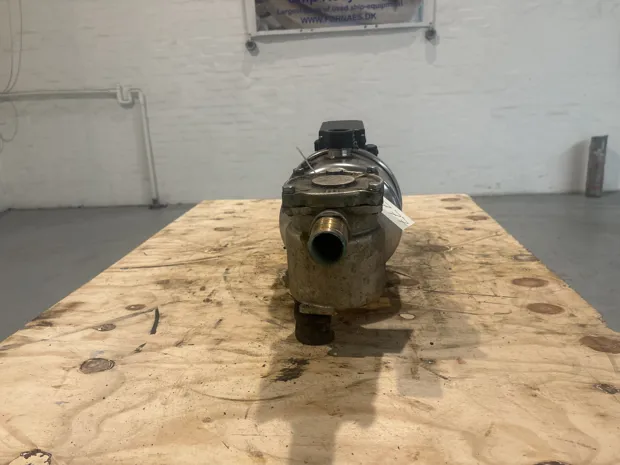 Image 2 of 5 - Grundfos - Hydrofore