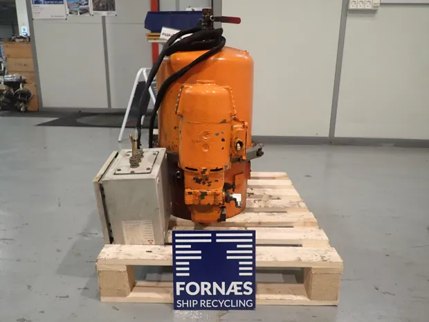 Image 2 of 5 - CJC - PWFU 27/27 M82